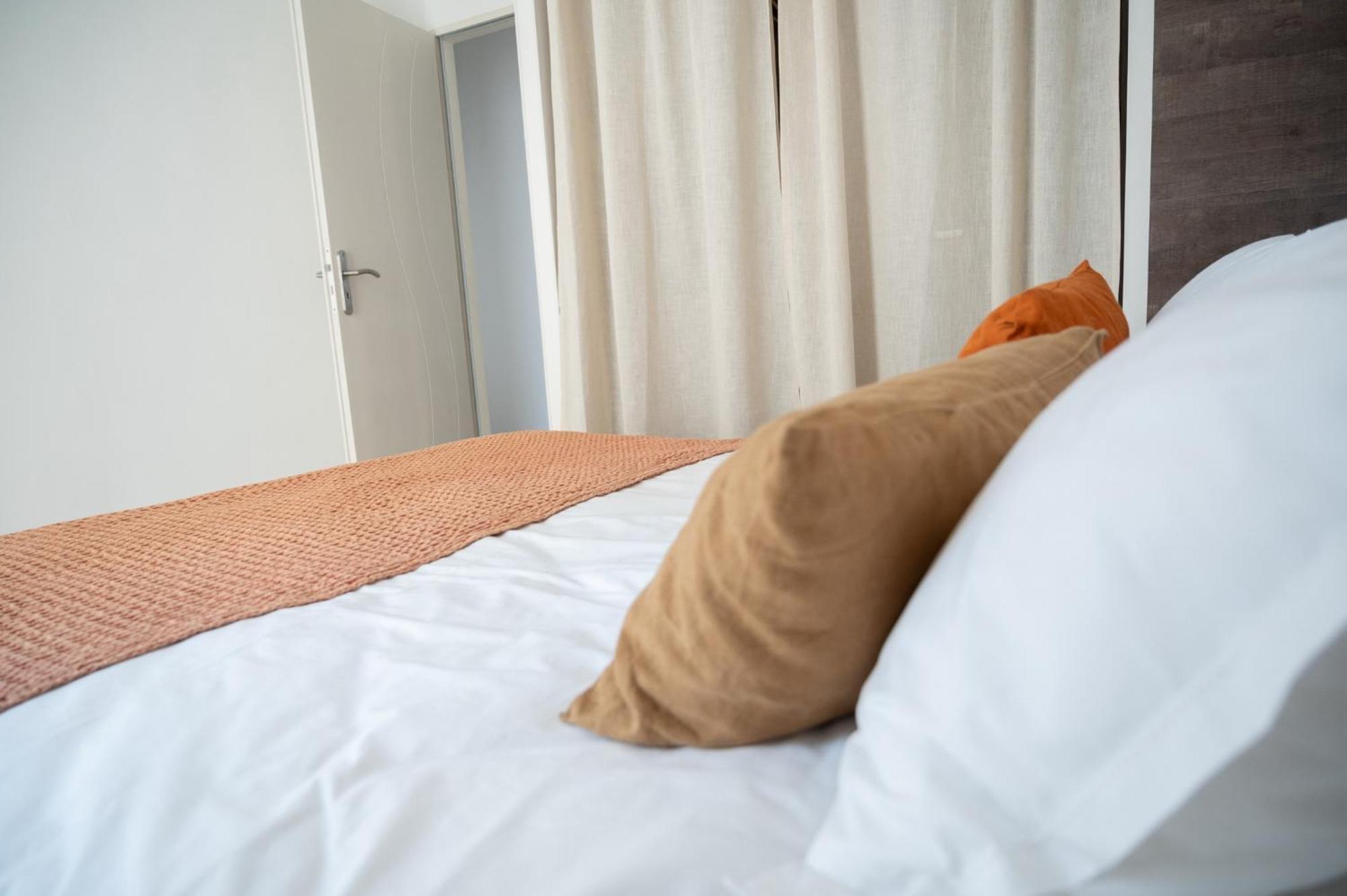 Lou Cabanot - Appartement Lumineux 3 Chambres - Parking Gratuit بزييه المظهر الخارجي الصورة